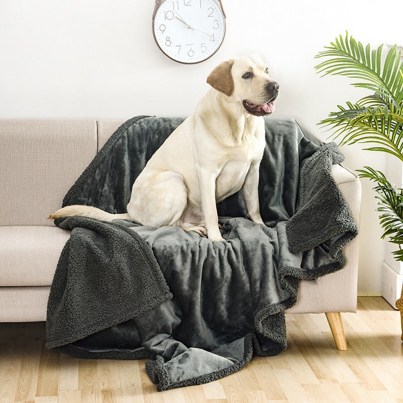 Waterproof blanket thickened dog blanket