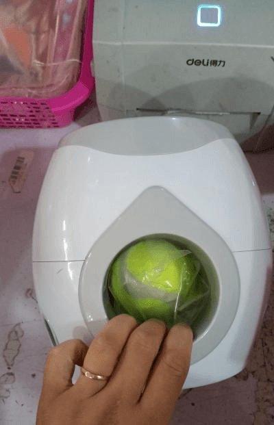Automatic Ball Launcher And Feeder